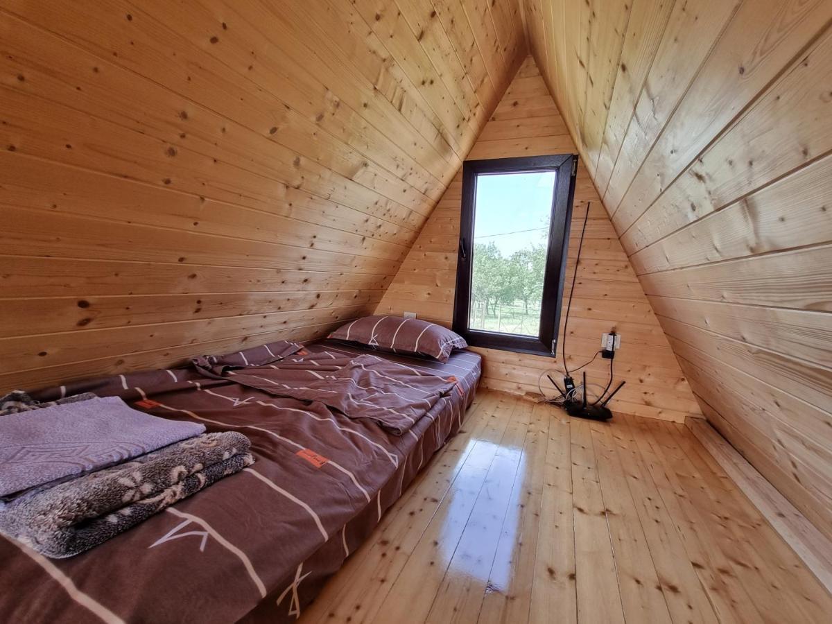 Cottage In Udabno Extérieur photo