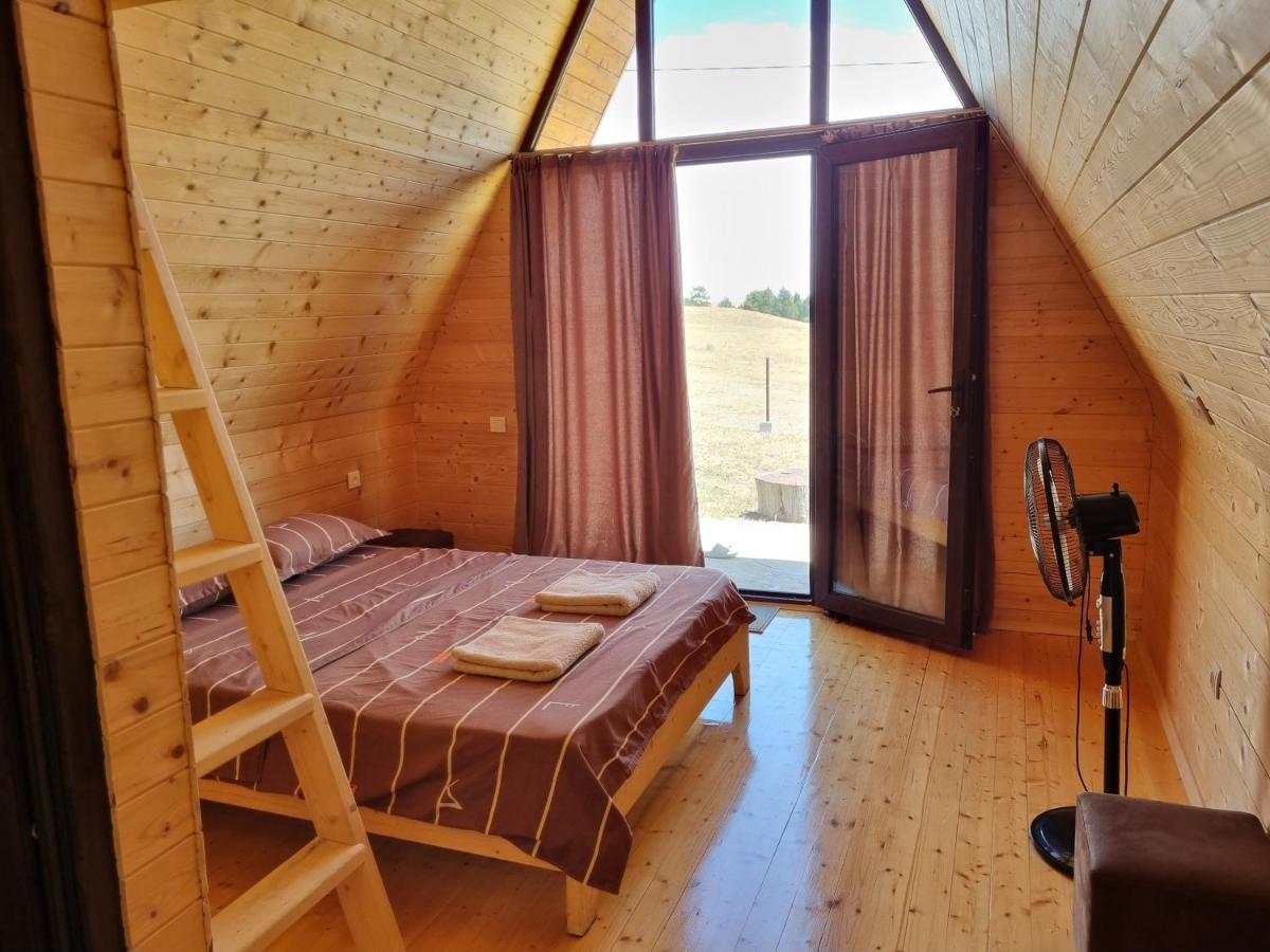 Cottage In Udabno Extérieur photo